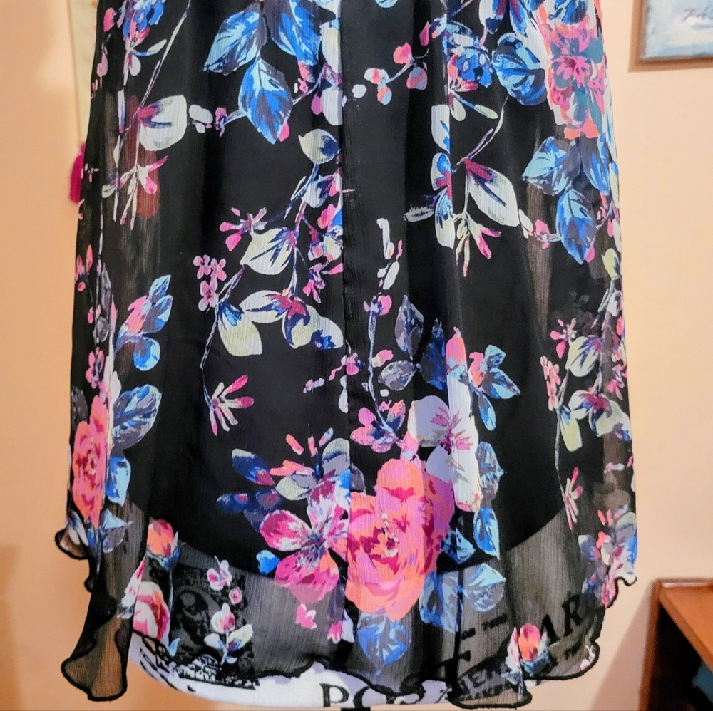 Express Boho Chic Floral Pleated Top, Chiffon, Romantic, XS, Flowy, EUC - Picture 10 of 14